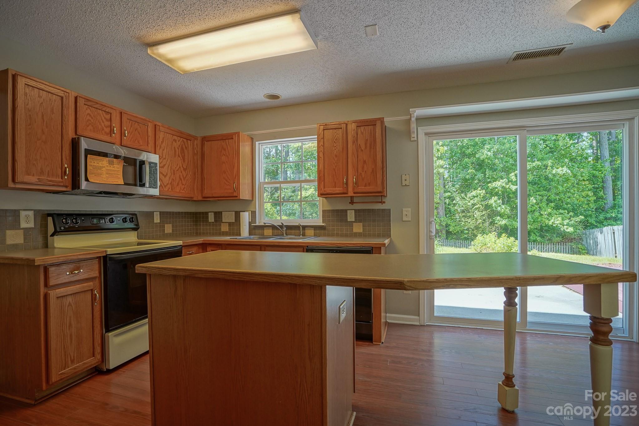 1628 Summit Ridge Lane, Unit 154 Kannapolis, NC 28083 - Photo 11 of 46 Gallery Image 11