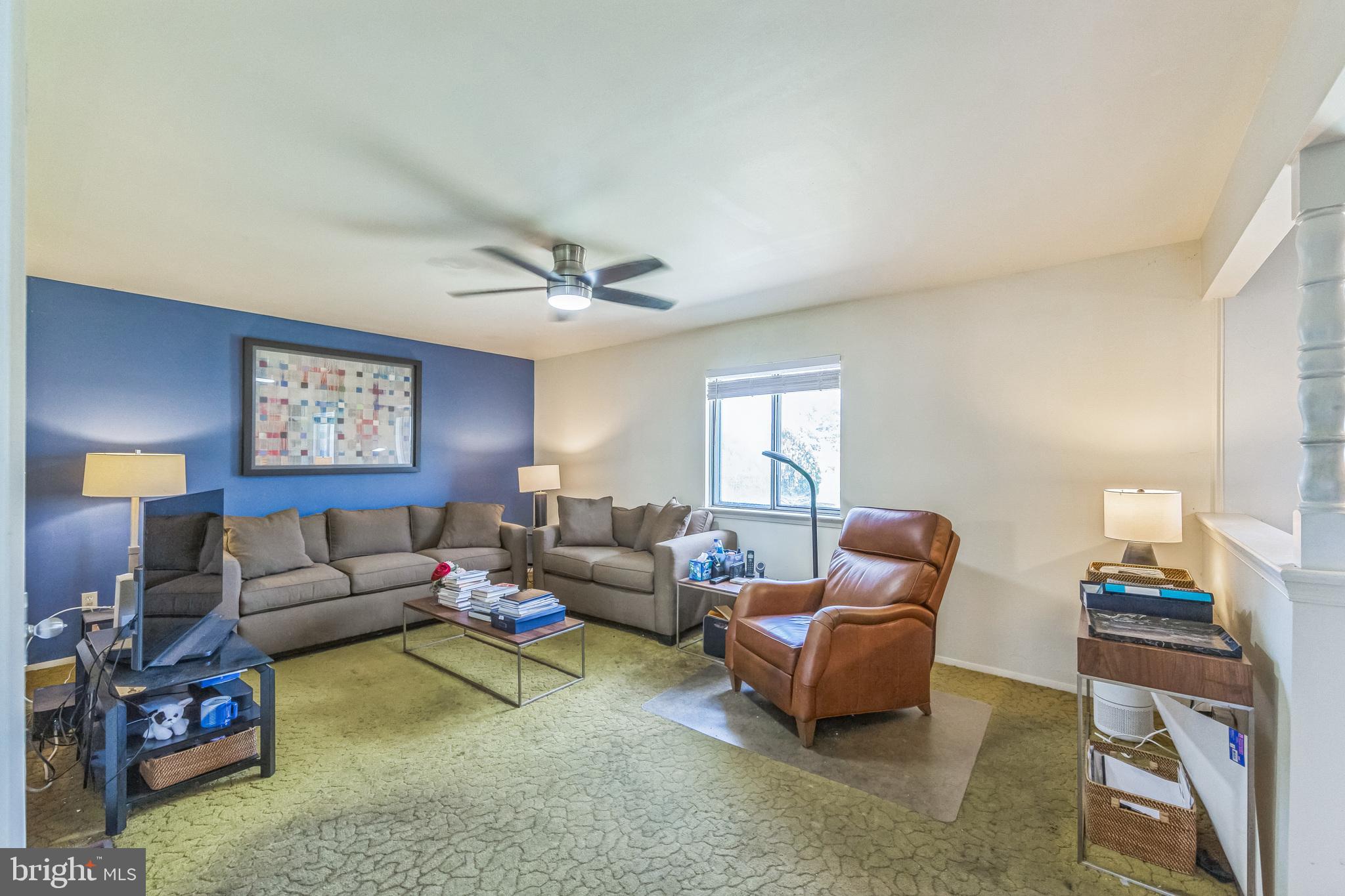 150 Red Stone Ridge Delran, NJ 08075 - Photo 14 of 28 a living room with furniture and a window