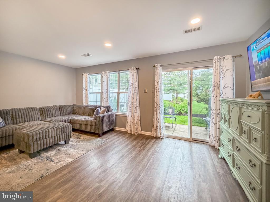 2203 Waterford Road Yardley, PA 19067 - Photo 11 of 44 Living Room