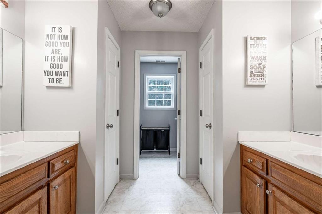 1572 Booze Mountain Road Silver Creek, GA 30173 - Photo 20 of 36