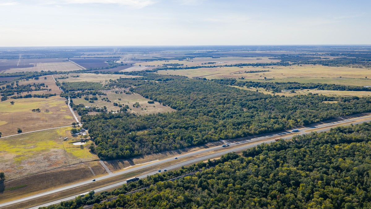 T-11 Providence Road Hearne, TX 77859 - Photo 5 of 25