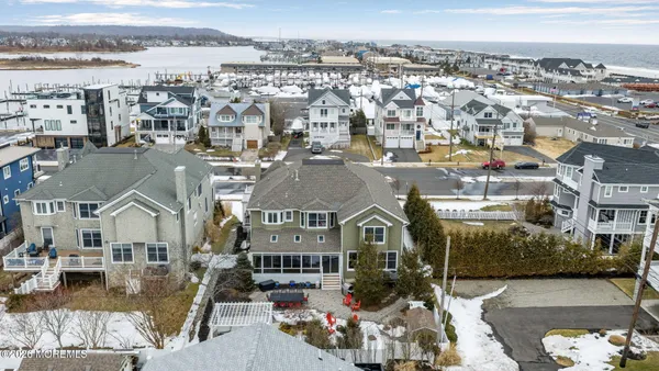 $2,499,000 | 10 Imbrie Place, Sea Bright, NJ 07760