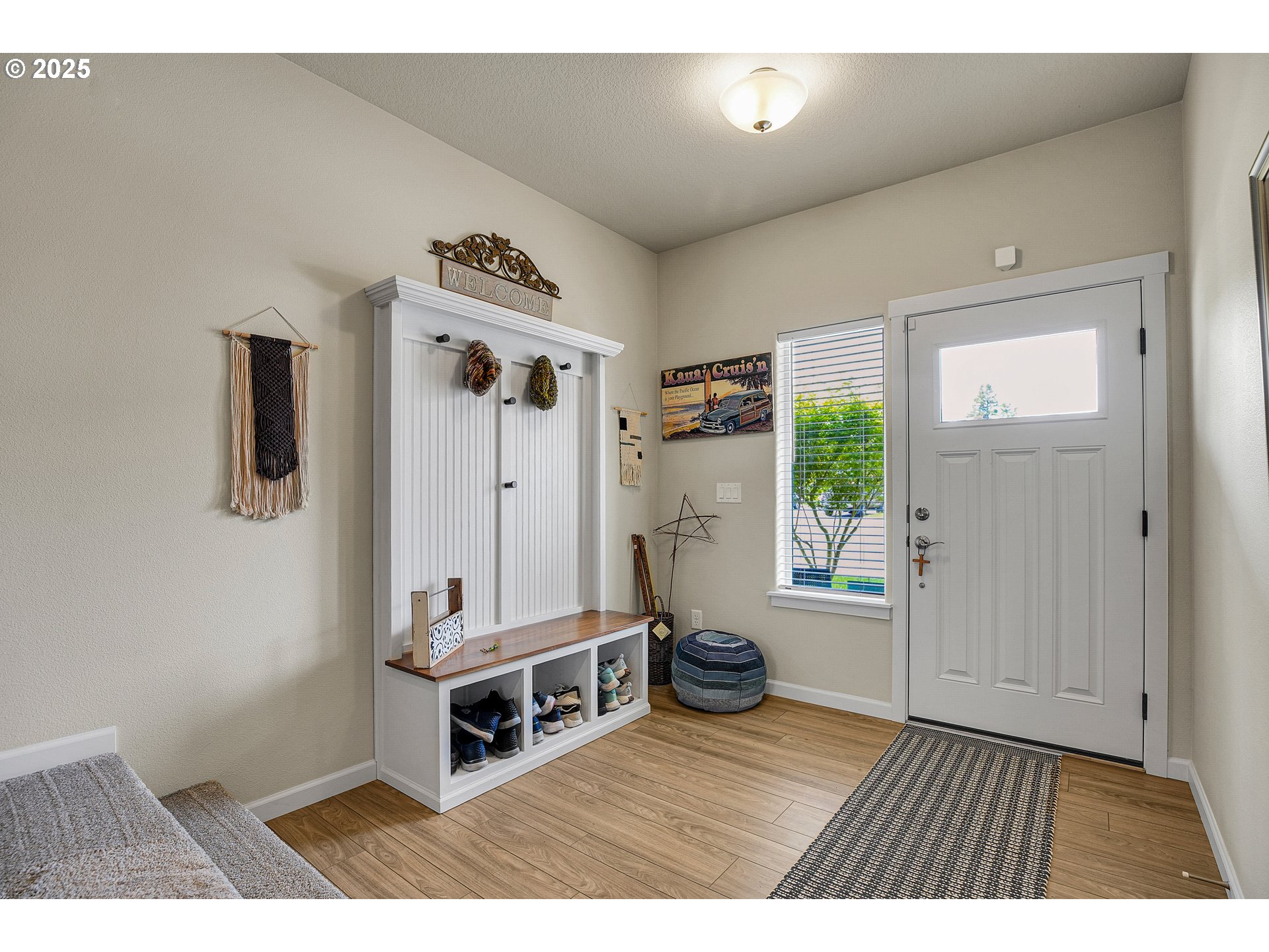 2796 Southeast Baker Avenue Gresham, OR 97080 - Photo 3 of 48 a living room with furniture and a window