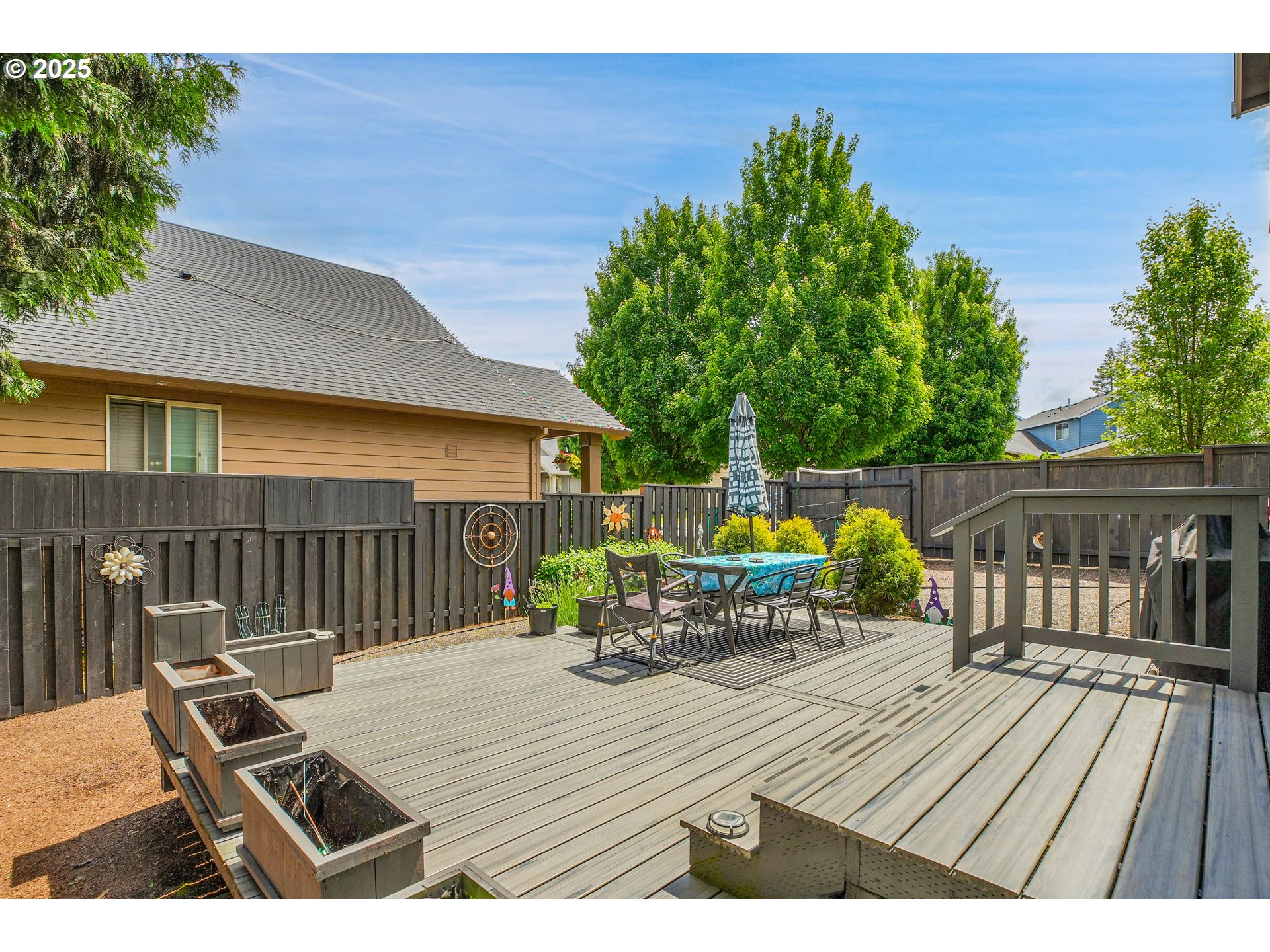 2796 Southeast Baker Avenue Gresham, OR 97080 - Photo 38 of 48 swimming pool view with a seating space