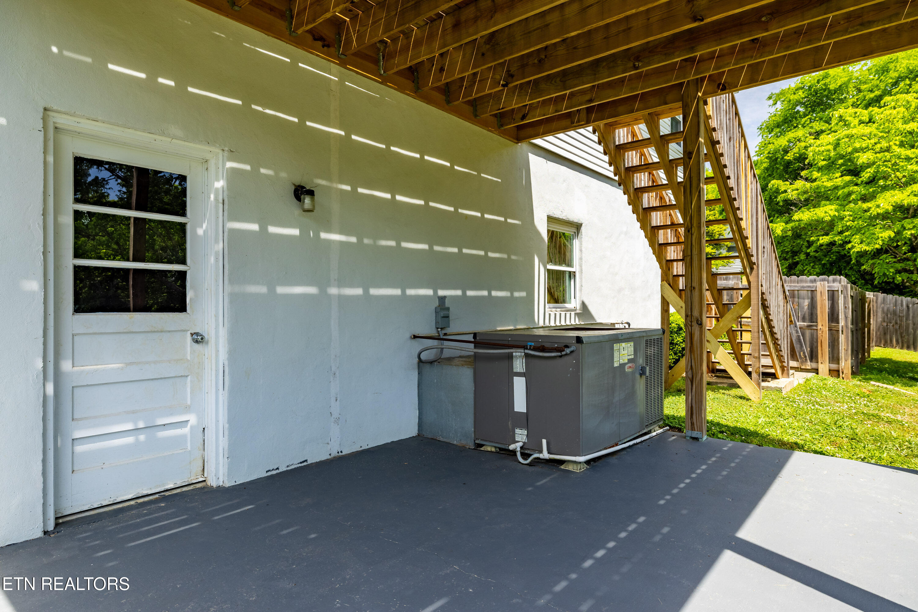 7720 Nubbin Ridge Road Southwest Knoxville, TN 37919 - Photo 24 of 40 7720NubbinRidgeDr-41