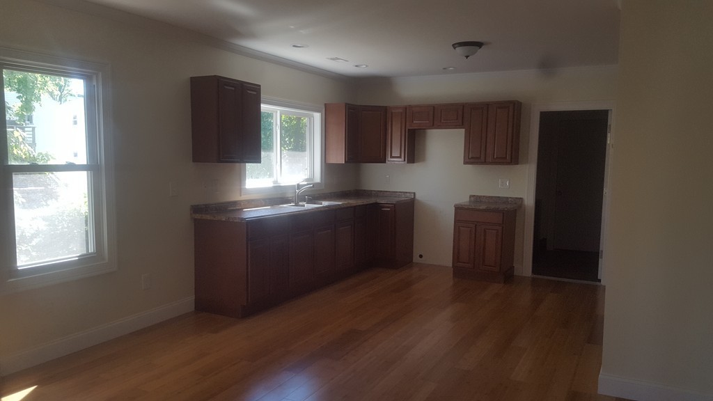 1355-1357 Worcester Street Springfield, MA 01151 - Photo 5 of 23 Gallery Image 5