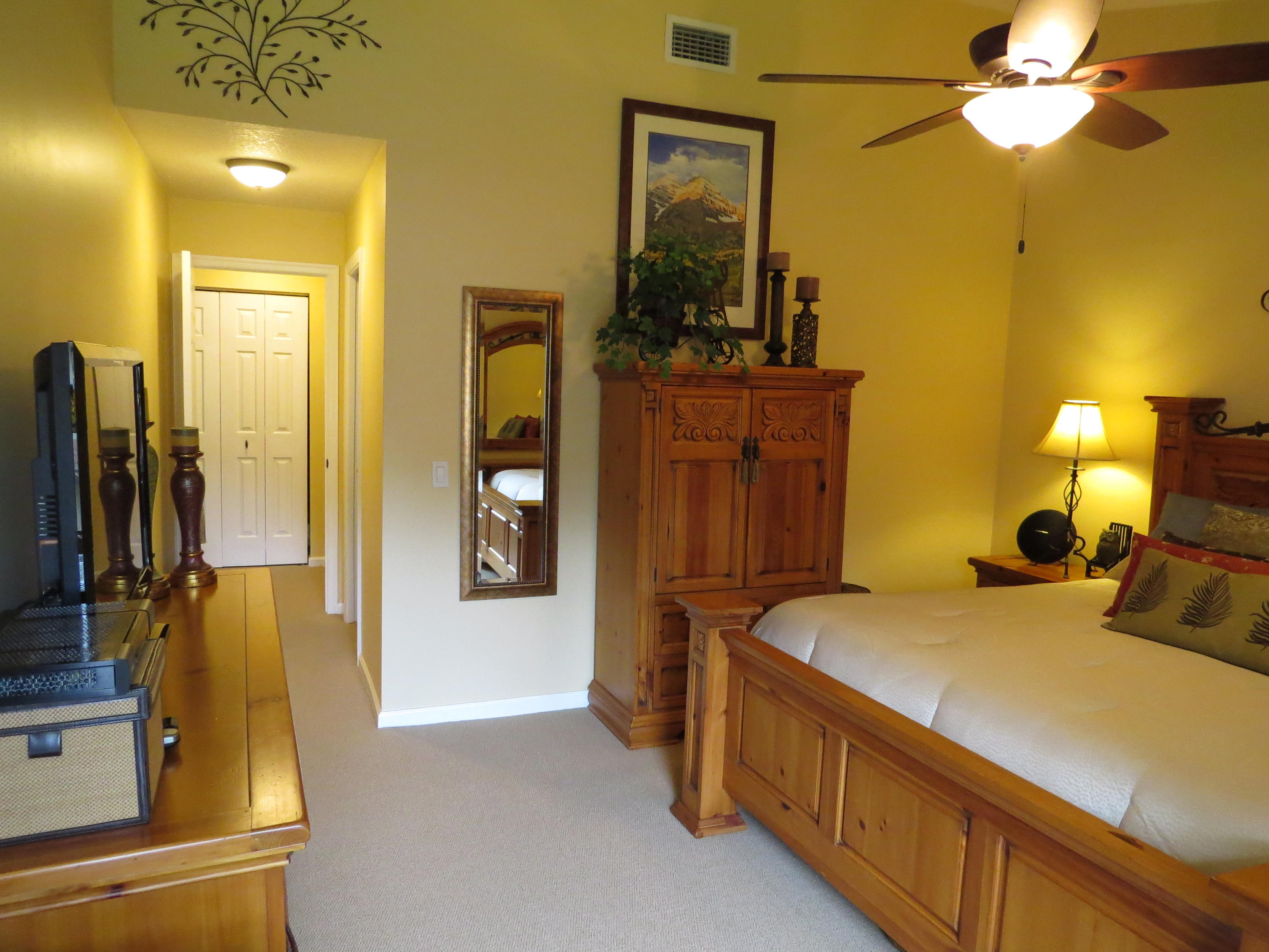 5530 Coach House Circle, Unit G Boca Raton, FL 33486 - Photo 14 of 41 Master Bed Rm
