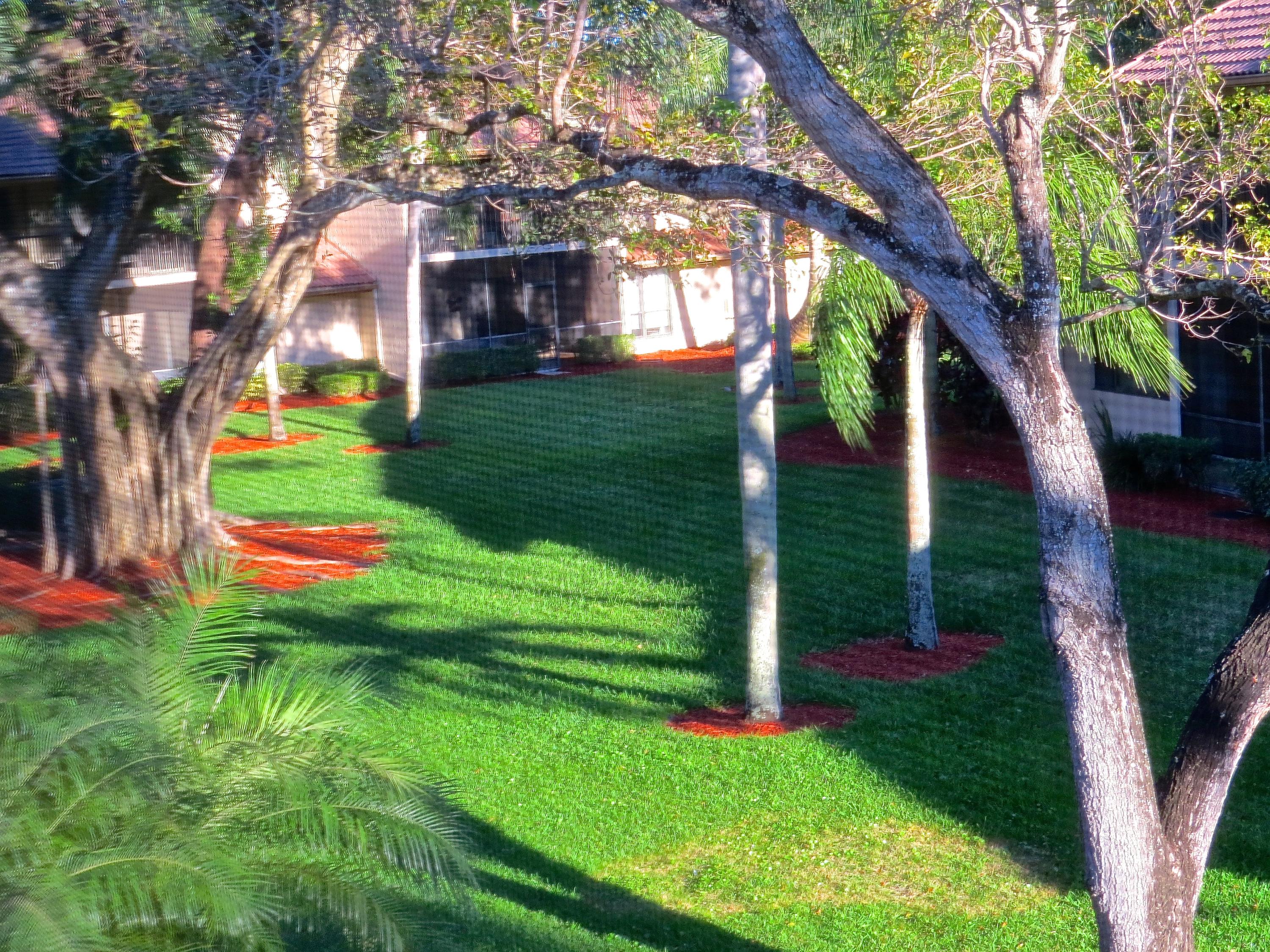 5530 Coach House Circle, Unit G Boca Raton, FL 33486 - Photo 27 of 41 Patio View