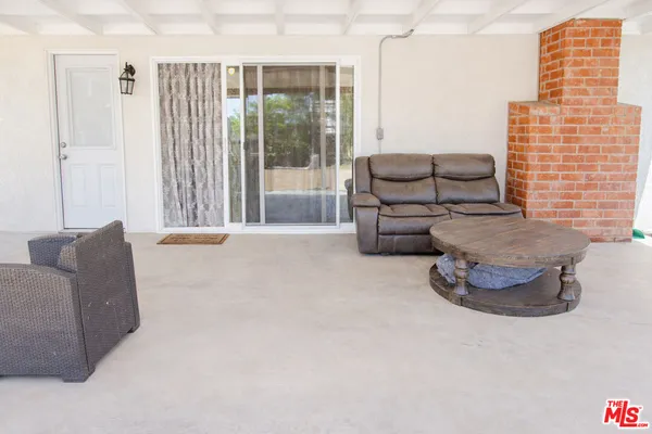 $1,179,000 | 10550 Woldrich Street, Sylmar, CA 91342