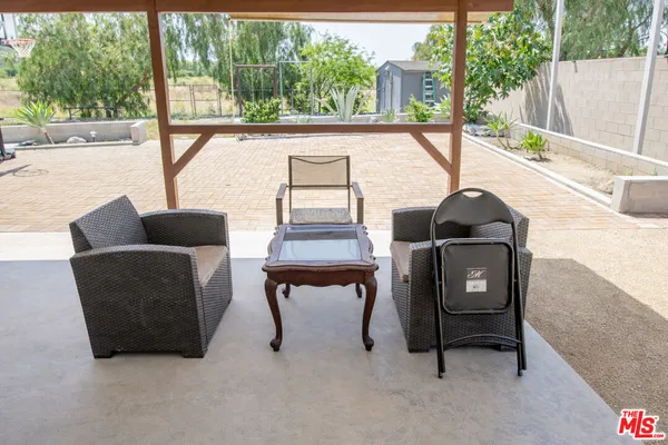 $1,179,000 | 10550 Woldrich Street, Sylmar, CA 91342