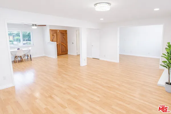 $1,179,000 | 10550 Woldrich Street, Sylmar, CA 91342