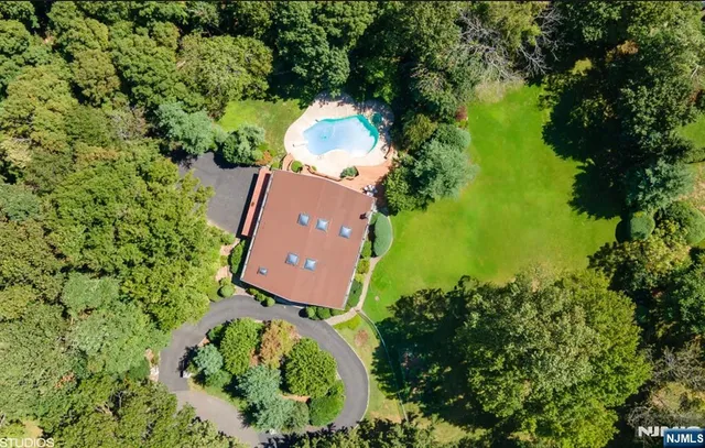 $3,499,888 | 46 Overlook Road, Alpine, NJ 07620