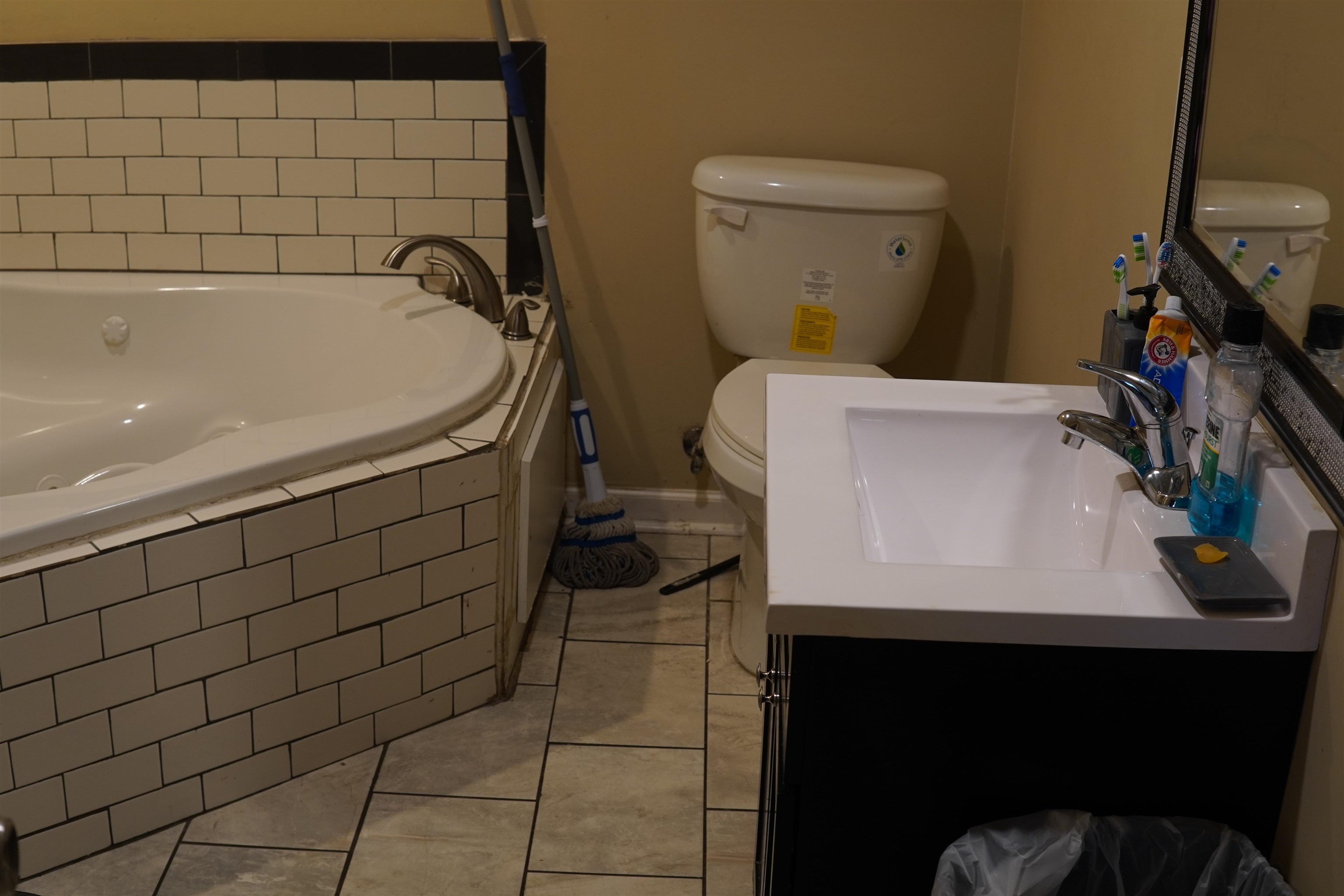 3712 Vanuys Road Memphis, TN 38111 - Photo 4 of 27 a bathroom with a sink and a toilet