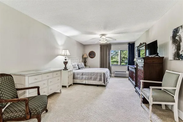 $549,000 | 36750 US Highway 19 North, Unit 22212, Palm Harbor, FL 34683