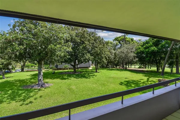 $549,000 | 36750 US Highway 19 North, Unit 22212, Palm Harbor, FL 34683