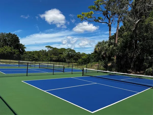 $549,000 | 36750 US Highway 19 North, Unit 22212, Palm Harbor, FL 34683
