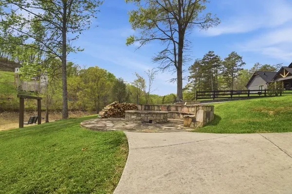 $225,000 | 7 Peaceful Point, Dandridge, TN 37725