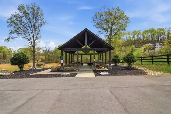 $225,000 | 7 Peaceful Point, Dandridge, TN 37725