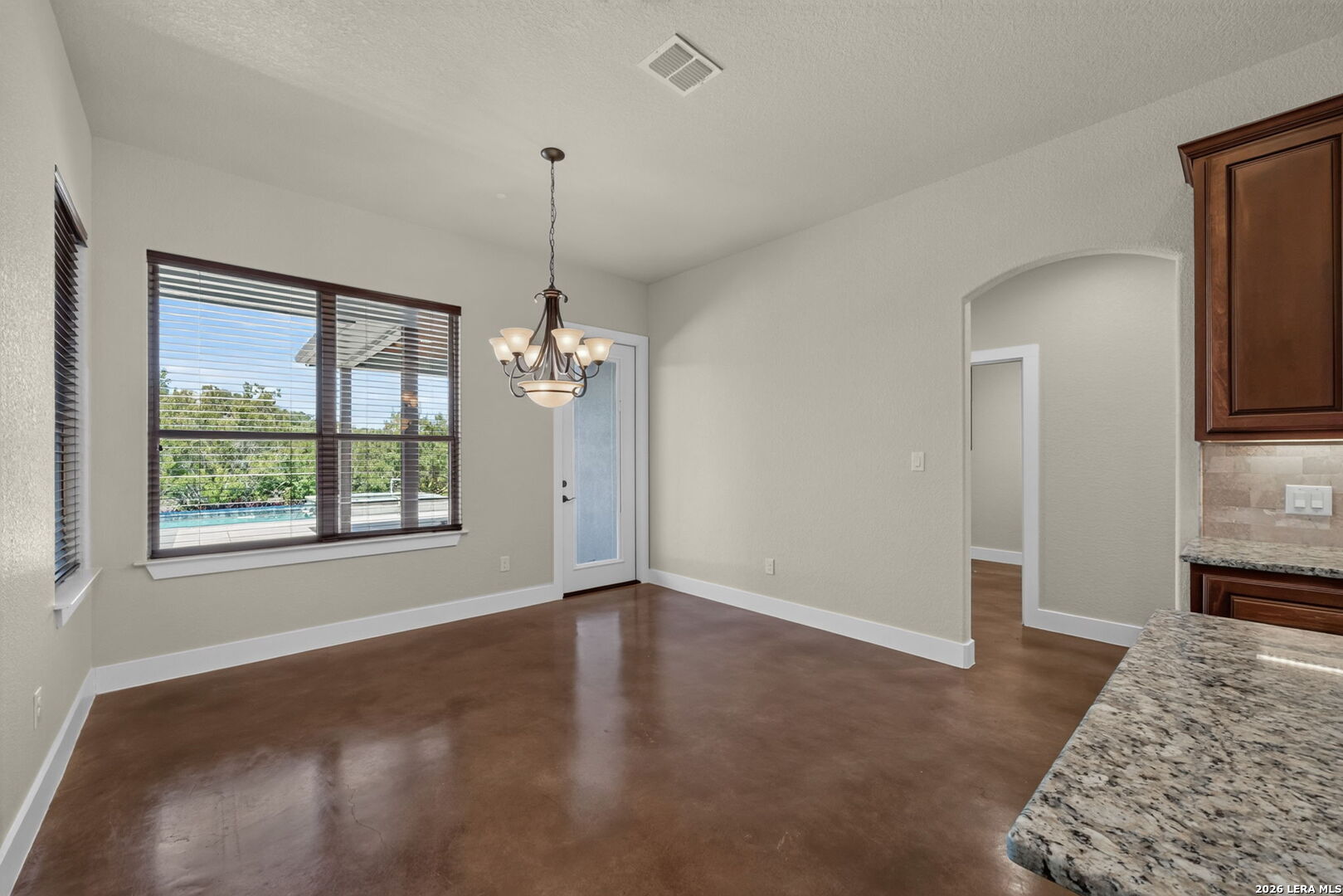 979 Long Meadow Spring Branch, TX 78070 - Photo 15 of 50 Gallery Image 15