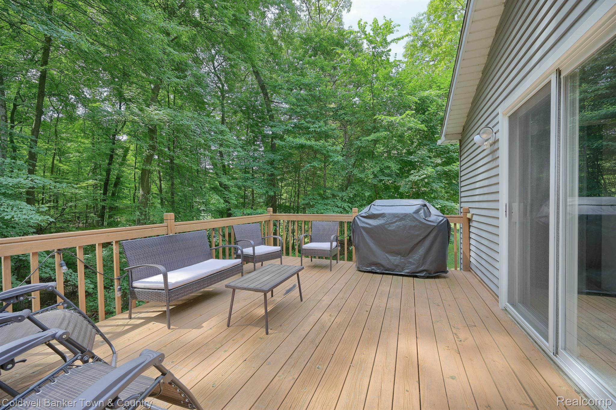 1675 Clark Lake Road Brighton, MI 48114 - Photo 29 of 34 Gallery Image 29