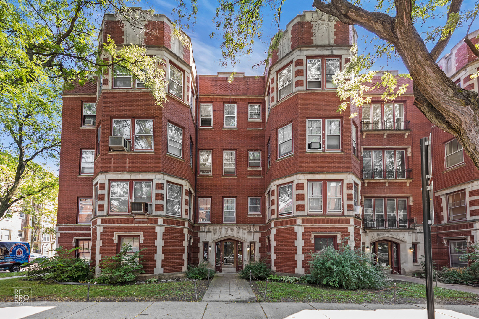 2237 East 70th Pl Unit 3  