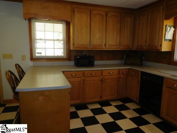 308 Mt Bethel Road Pickens, SC 29671 - Photo 4 of 19