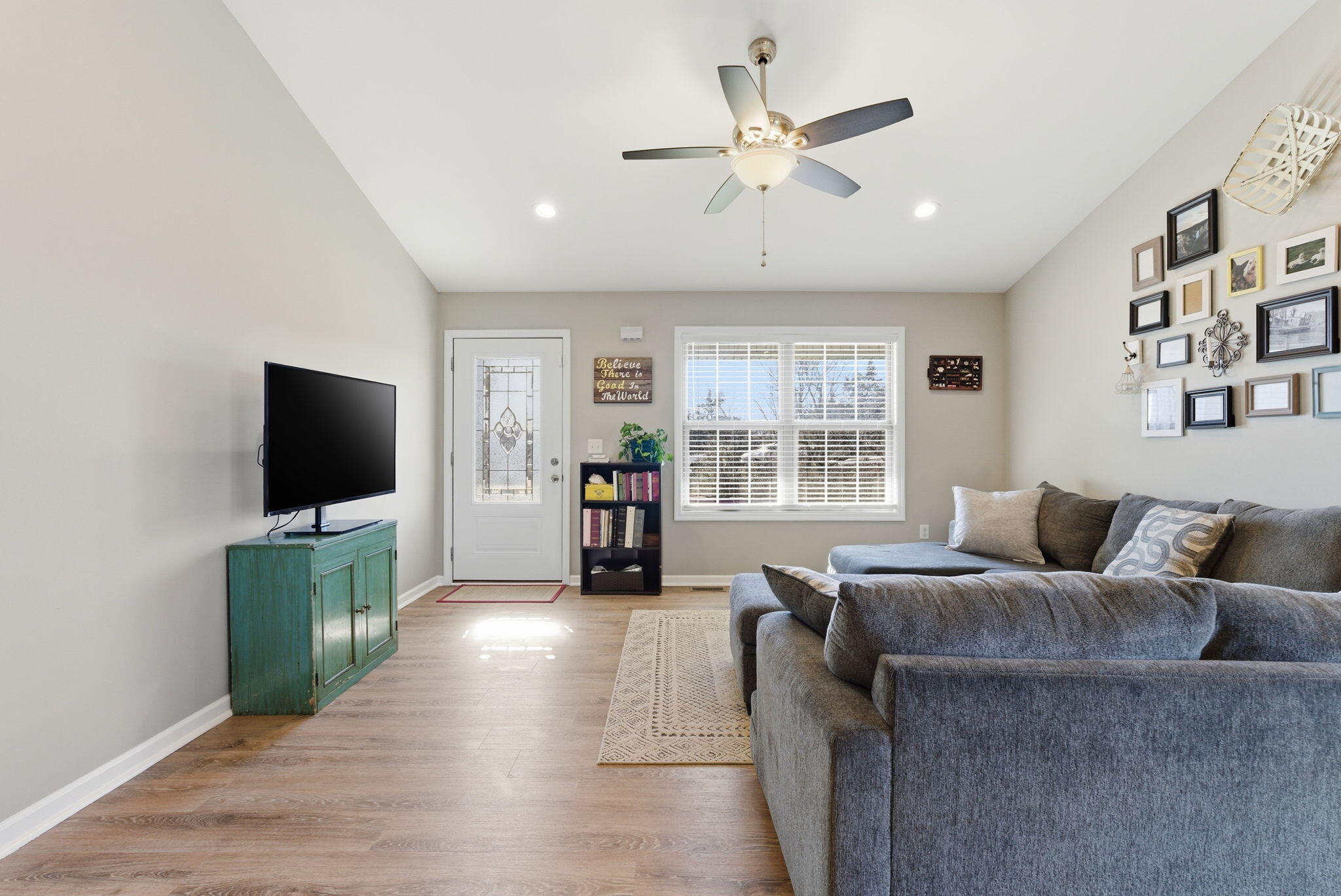 494 Igo Road Richmond, KY 40475 - Photo 10 of 31 Living room view from dining area.