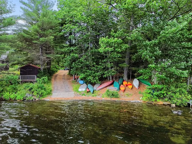 $499,000 | 2 Falling Pines Lane, Readfield, ME 04355