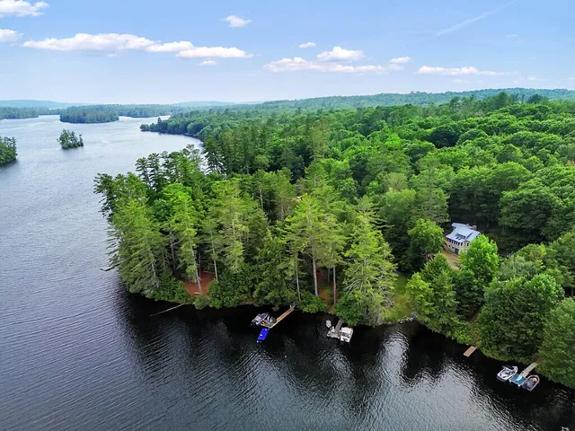 $499,000 | 2 Falling Pines Lane, Readfield, ME 04355