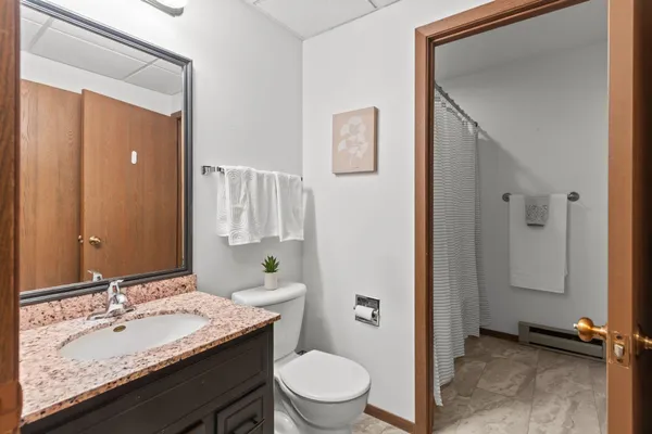 $189,900 | 975 Manor Drive, Unit 78, Neenah, WI 54956
