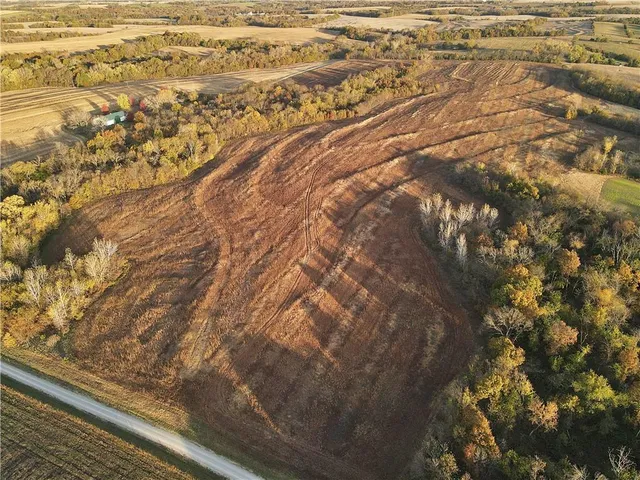 $499,500 | 250th Street, Jameson, MO 64647