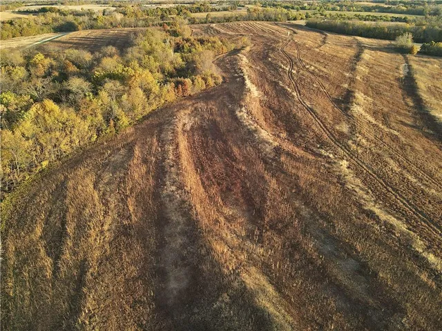 $499,500 | 250th Street, Jameson, MO 64647