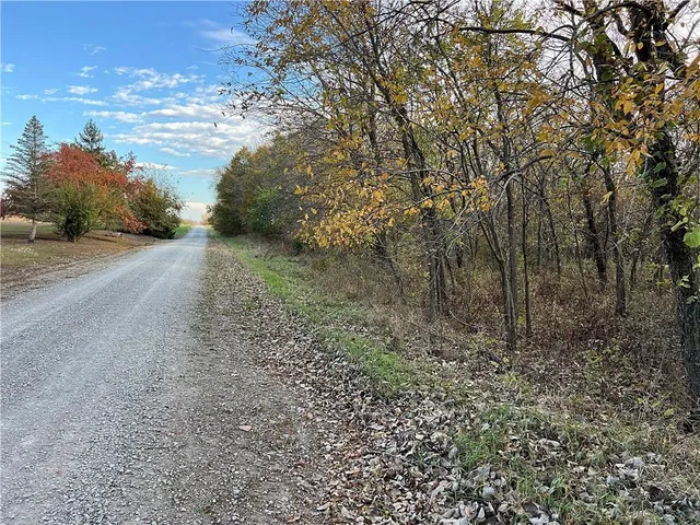 $499,500 | 250th Street, Jameson, MO 64647