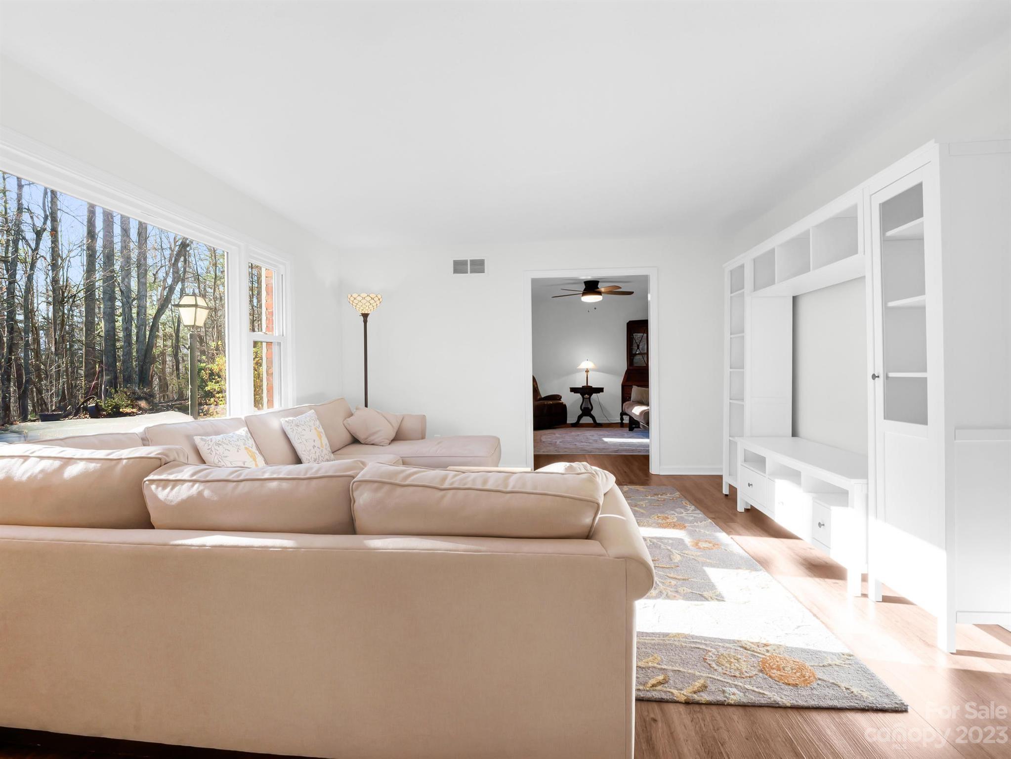 1223 Kanuga Ridge Road Hendersonville, NC 28739 - Photo 22 of 32 Gallery Image 22