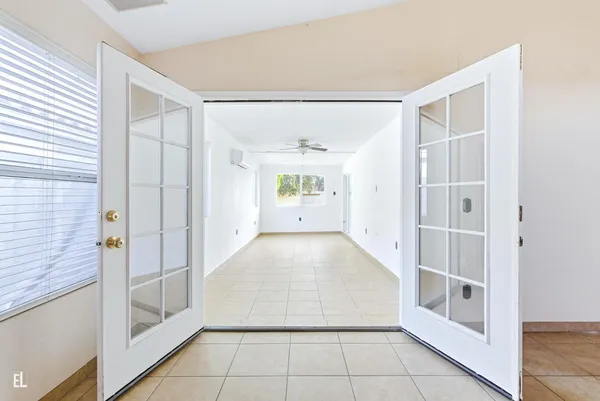 $2,100 | 8431 West Wethersfield Road, Peoria, AZ 85381