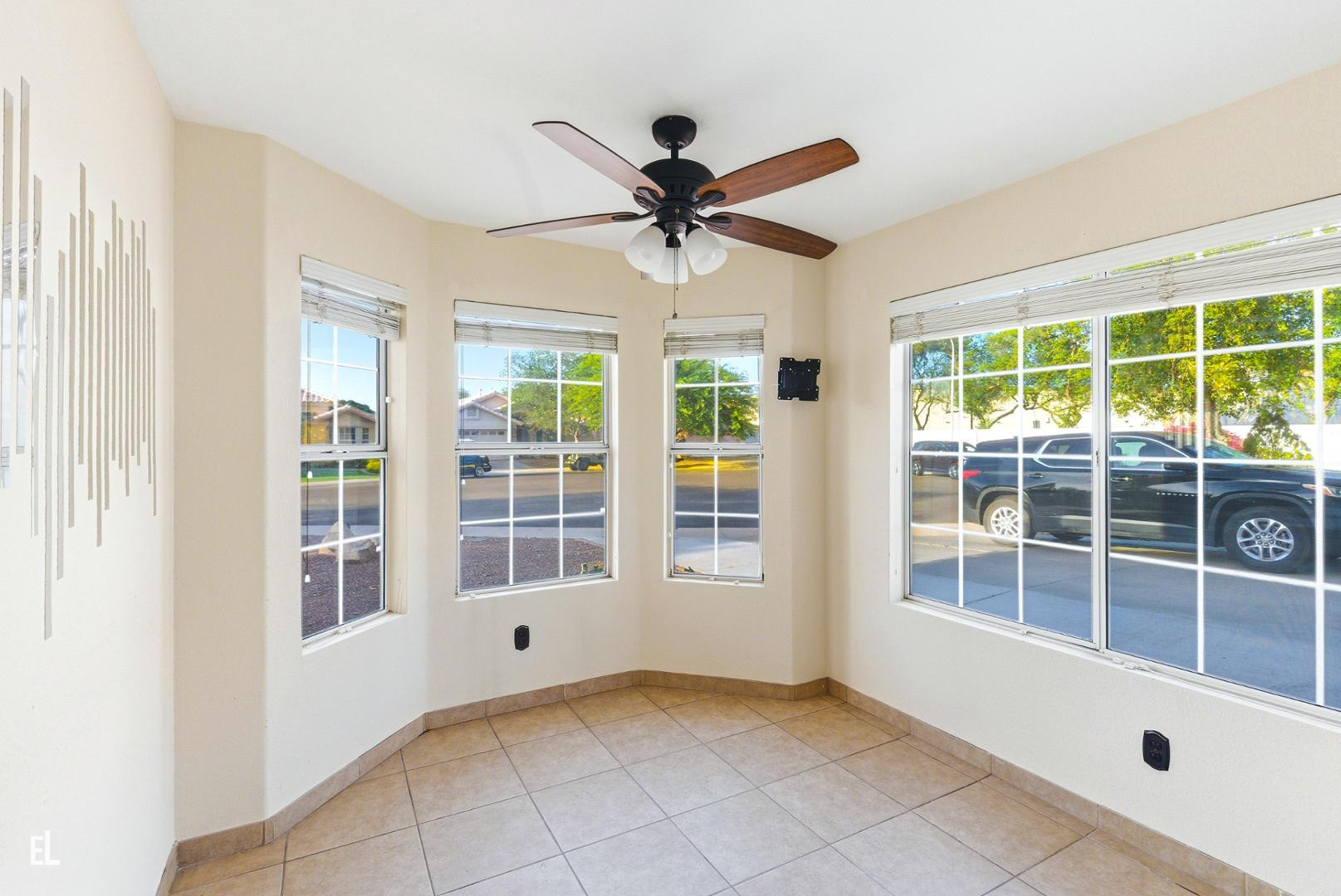 8431 West Wethersfield Road Peoria, AZ 85381 - Photo 18 of 28 Photo #25