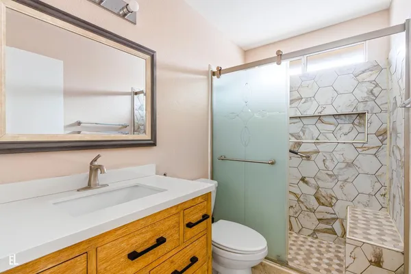 $2,100 | 8431 West Wethersfield Road, Peoria, AZ 85381