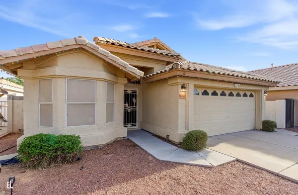 $2,100 | 8431 West Wethersfield Road, Peoria, AZ 85381