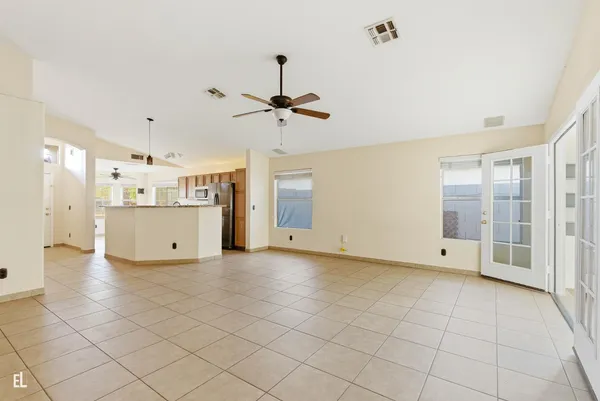 $2,100 | 8431 West Wethersfield Road, Peoria, AZ 85381