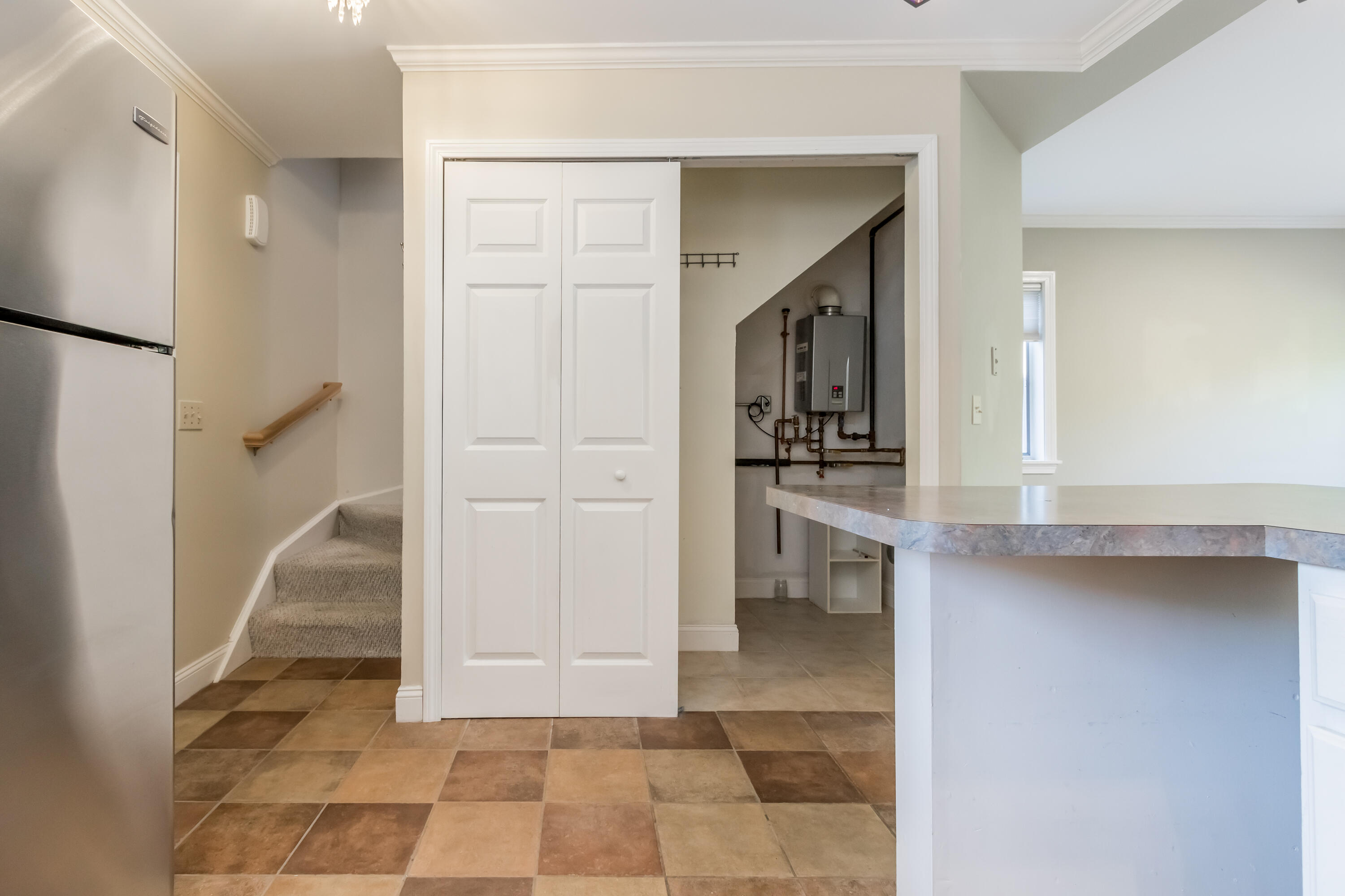 10 Back Cove Estates Road, Unit 10 Portland, ME 04103 - Photo 9 of 36 20220605MM-71017