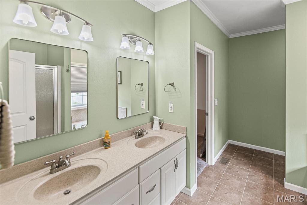 100 Windsor Drive Alton, IL 62002 - Photo 21 of 51