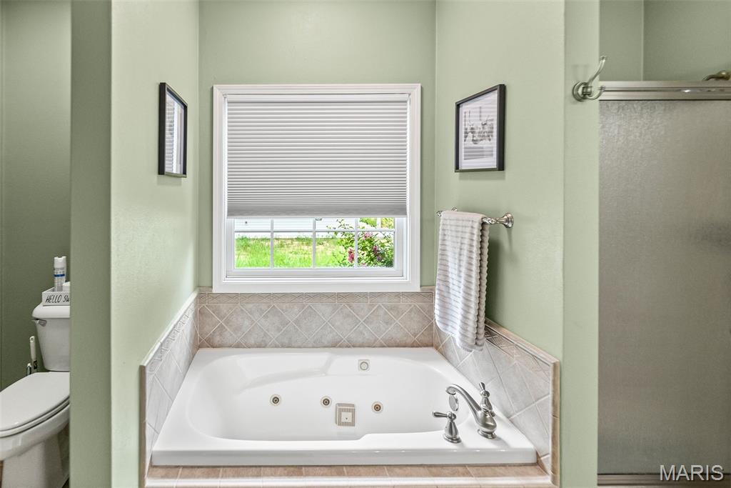 100 Windsor Drive Alton, IL 62002 - Photo 22 of 51