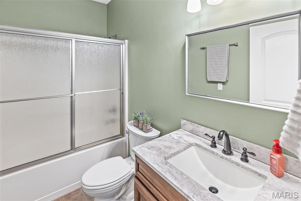 100 Windsor Drive Alton, IL 62002 - Photo 27 of 51