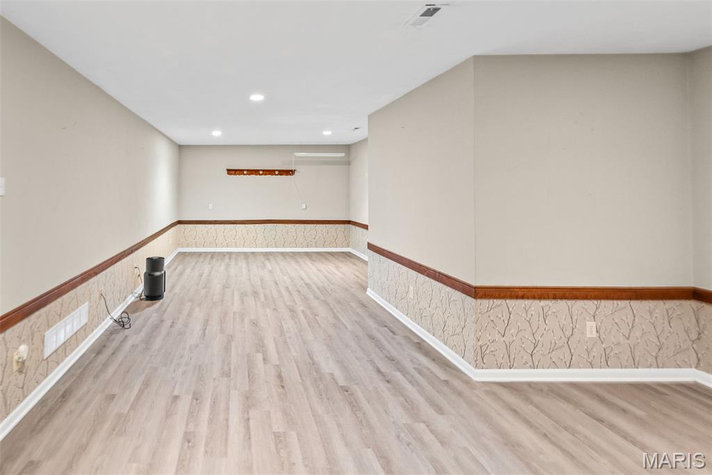 100 Windsor Drive Alton, IL 62002 - Photo 30 of 51