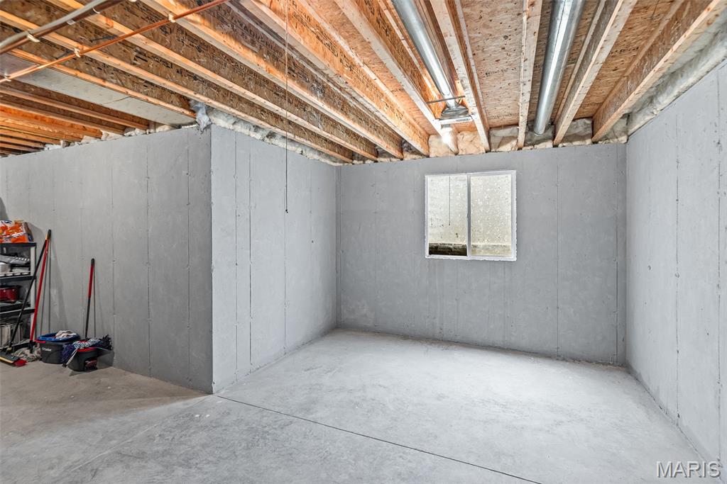 100 Windsor Drive Alton, IL 62002 - Photo 36 of 51