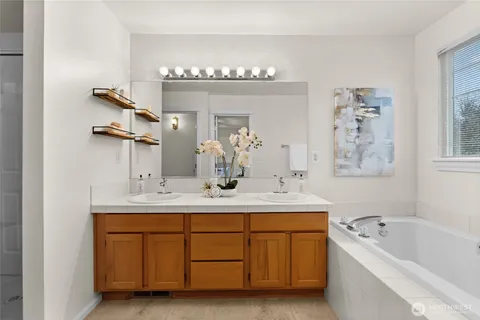 $500,000 | 18708 109 Lane Southeast, Unit K30, Renton, WA 98055