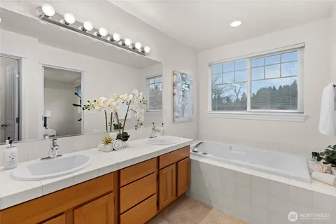 $500,000 | 18708 109 Lane Southeast, Unit K30, Renton, WA 98055