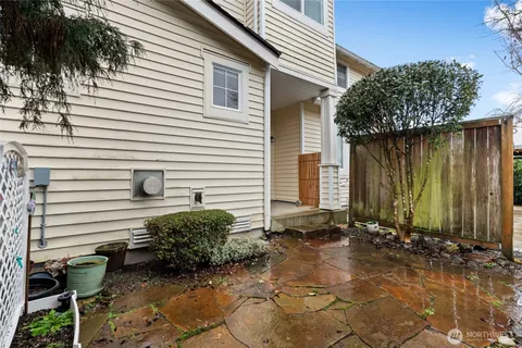 $500,000 | 18708 109 Lane Southeast, Unit K30, Renton, WA 98055