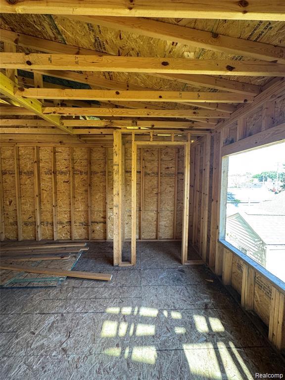 20860 Ridgemont Road Harper Woods, MI 48225 - Photo 10 of 17 Gallery Image 10