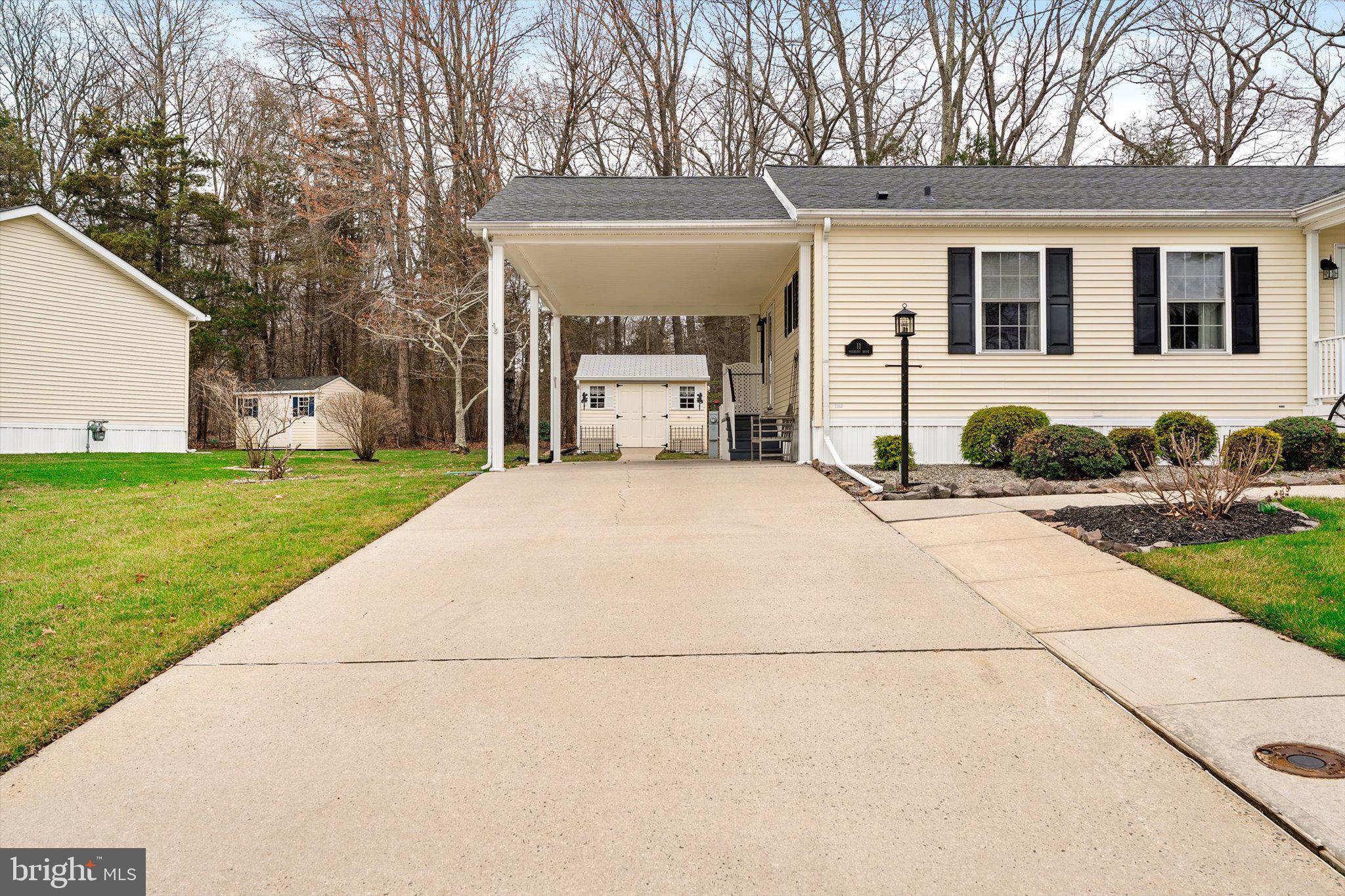 11 Mulberry Drive Cream Ridge, NJ 08514 - Photo 3 of 41 Gallery Image 3